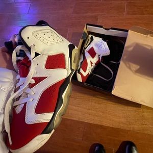 Carmines size 7